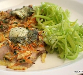 Kapr se zeleninovou krustou