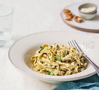 Těstoviny s vlašskými ořechy