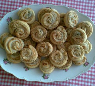 Slané jednohubky z listového těsta