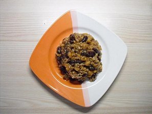 Fazolový salát s mletým masem