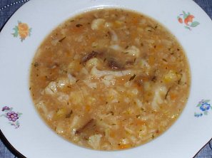 Květáková bramboračka