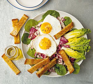 Salát se sázenými vejci