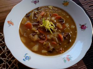 Bramborová polévka s pohankou