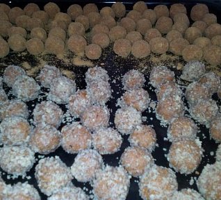 Medovníčkové koule