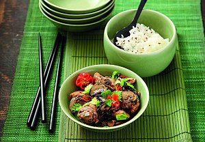 Kousky lososa se sezamem