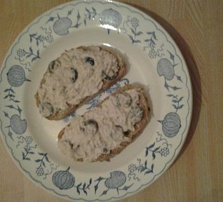 Tuňáková pomazánka s olivami