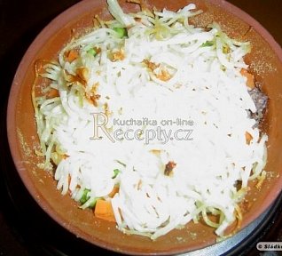 Špagety zapečené se sýrem