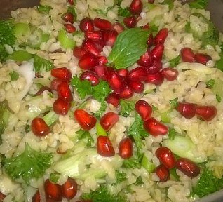 Bulgurový salát s rudými perlami