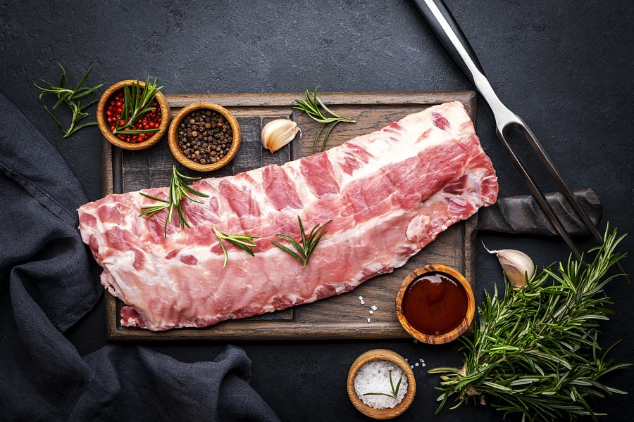 Vepřová žebra s domácí BBQ omáčkou