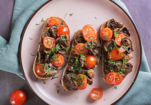 Houbová směs na topinky