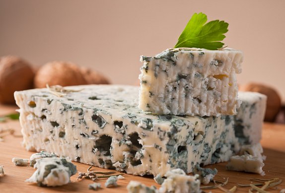 Jednoduchá pomazánka ze sýra s modrou plísní