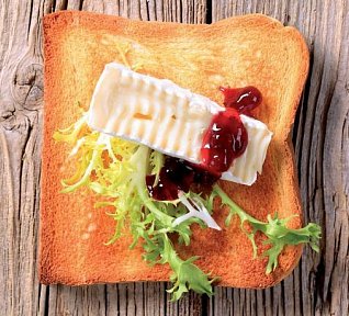 Pikantní omáčka z brusinek