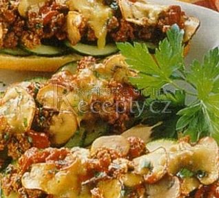 Maso-žampionová bageta