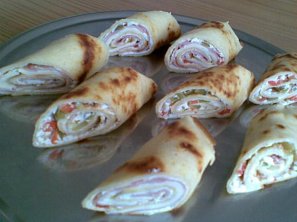 Palačinkové rolky (roládky) Palačinkové rolky (roládky)