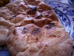 Indický chléb (Naan / Chapati)