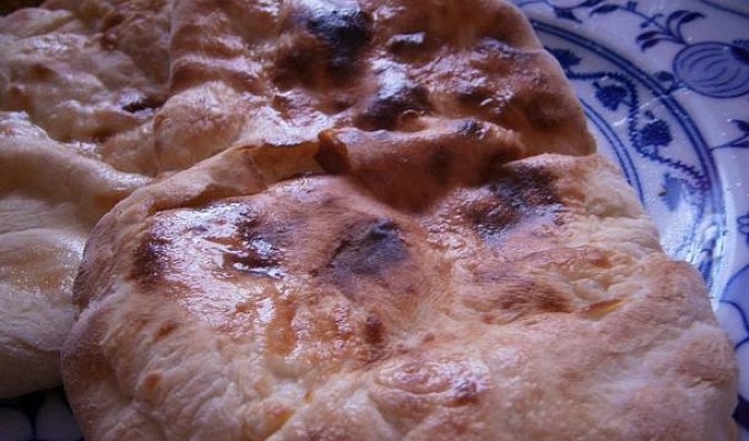 Indický chléb (Naan / Chapati)