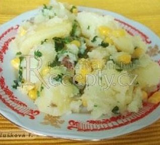 Nové brambory s kysaným mlékem