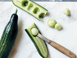 Krůtí stehno s okurkami