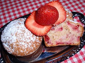 Jahodové muffiny II. Jahodové muffiny II.
