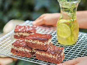 Čokoládové brownies s karamelovou krustou Čokoládové brownies s karamelovou krustou