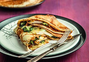 Palačinky se sýrem a špenátem