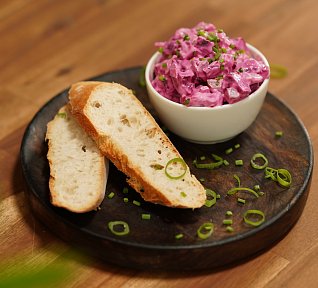 Jednoduchý salát z červené řepy