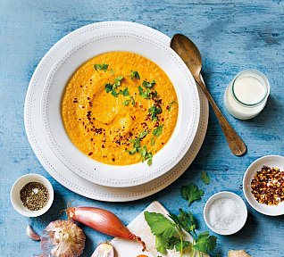 Mrkvový krém se zázvorem a chilli