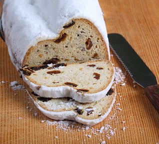 Vánoční marcipánová štola