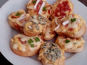 Zapečené vajíčkové chlebíčky / tousty