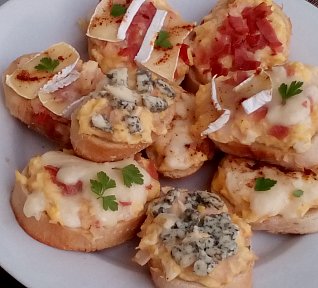 Zapečené vajíčkové chlebíčky / tousty