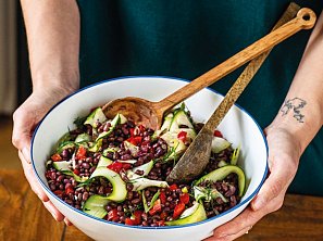 Fazolový salát s cuketou