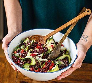 Fazolový salát s cuketou