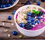 Banánovo-borůvková smoothie bowl