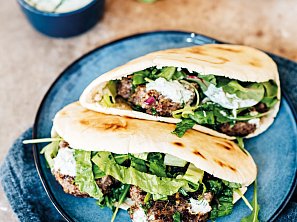 Kofty s tzatziki Kofty s tzatziki