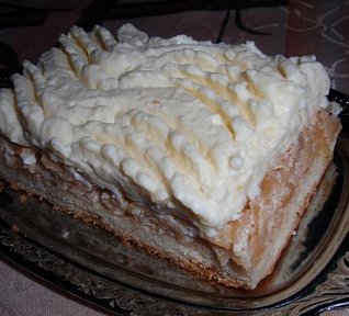 Amorův jablečný řez (koláč)