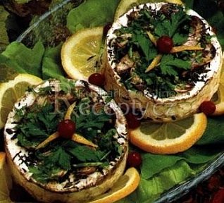 Pečený hermelín s tymiánem