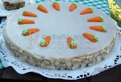 Mrkvový dort s mandlemi