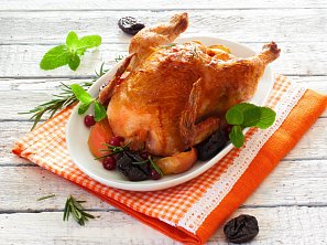 Kuře s nádivkou podle Zdeňka Pohlreicha Kuře s nádivkou podle Zdeňka Pohlreicha