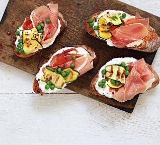 Bagety s grilovanou cuketou