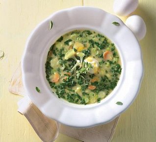 Zeleninová polévka se šťovíkem a smetanou