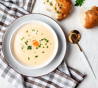 Jemná sýrová polévka