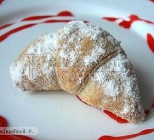 Rohlíčky s ořechovou náplní