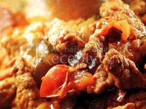 Vepřové maso s cuketou a rajčaty Vepřové maso s cuketou a rajčaty