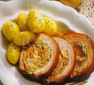 Vepřová roláda se zeleninovou náplní