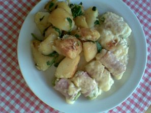 Gratinované pórky v šunce s bešamelem