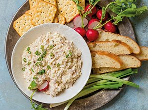 Pikantní česneková pomazánka