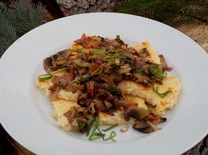 Slaný žampionový trhanec