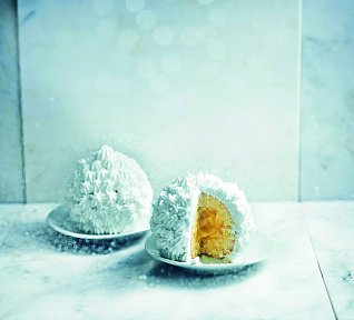 Sněhové dortíky z hrníčků