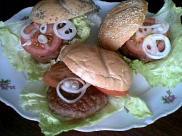 Zahradní hamburgery - grilované