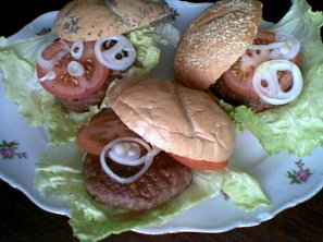 Zahradní hamburgery - grilované Zahradní hamburgery - grilované